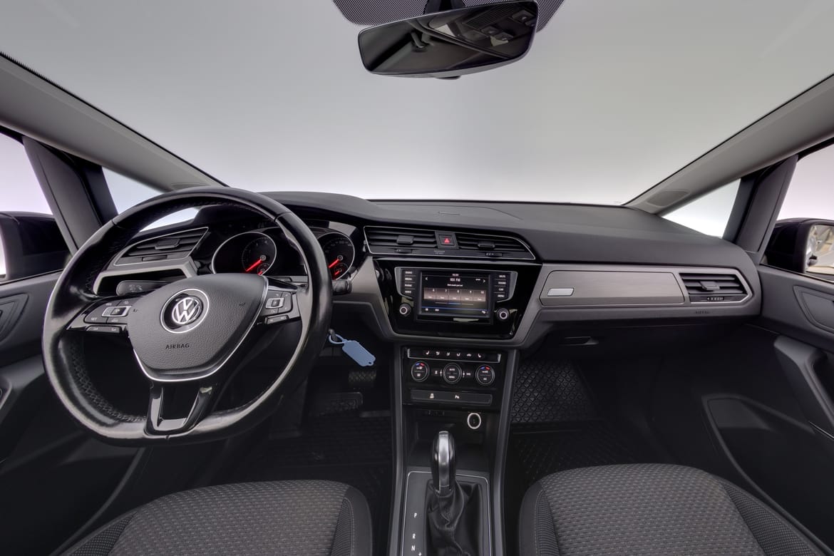 Volkswagen Touran 2017 - miniatyr 7