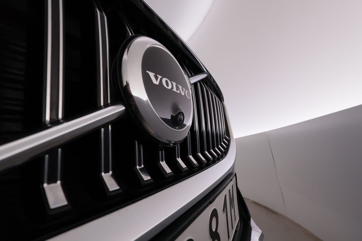 Volvo XC60 2023 - miniatyr 16