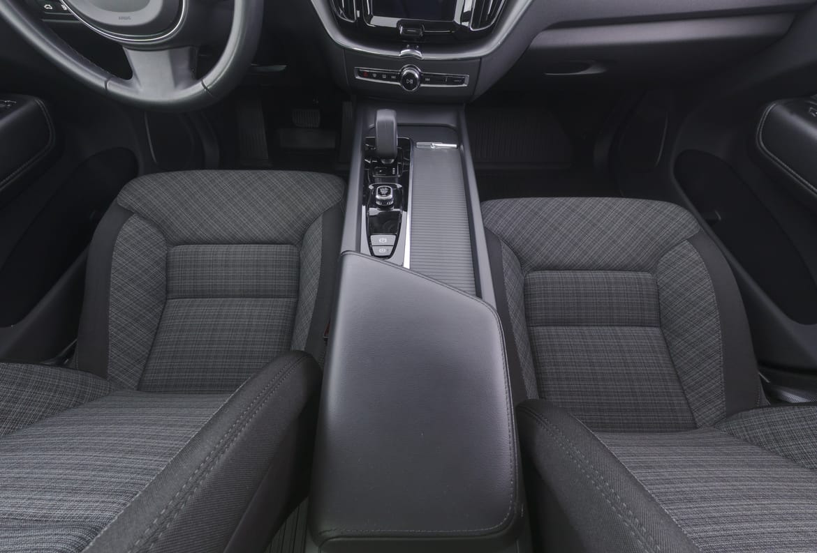 Volvo XC60 2023 - miniatyr 9