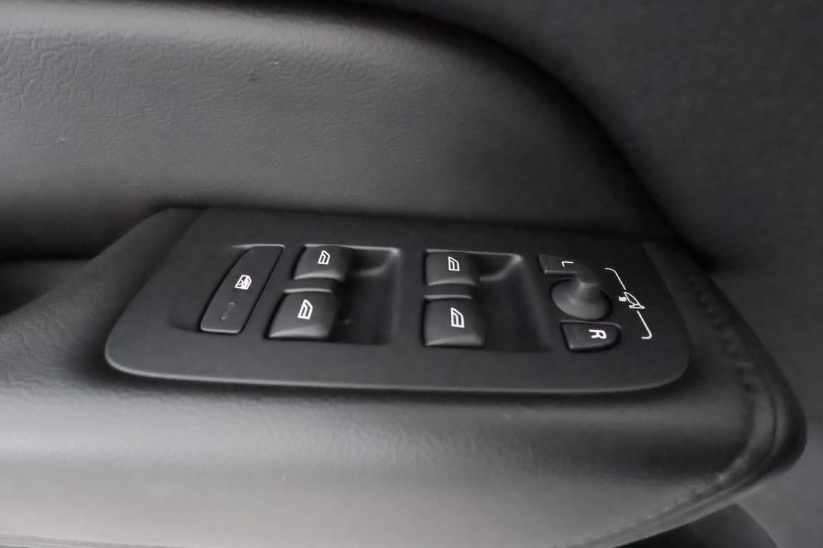 Volvo XC60 2022 - miniatyr 13