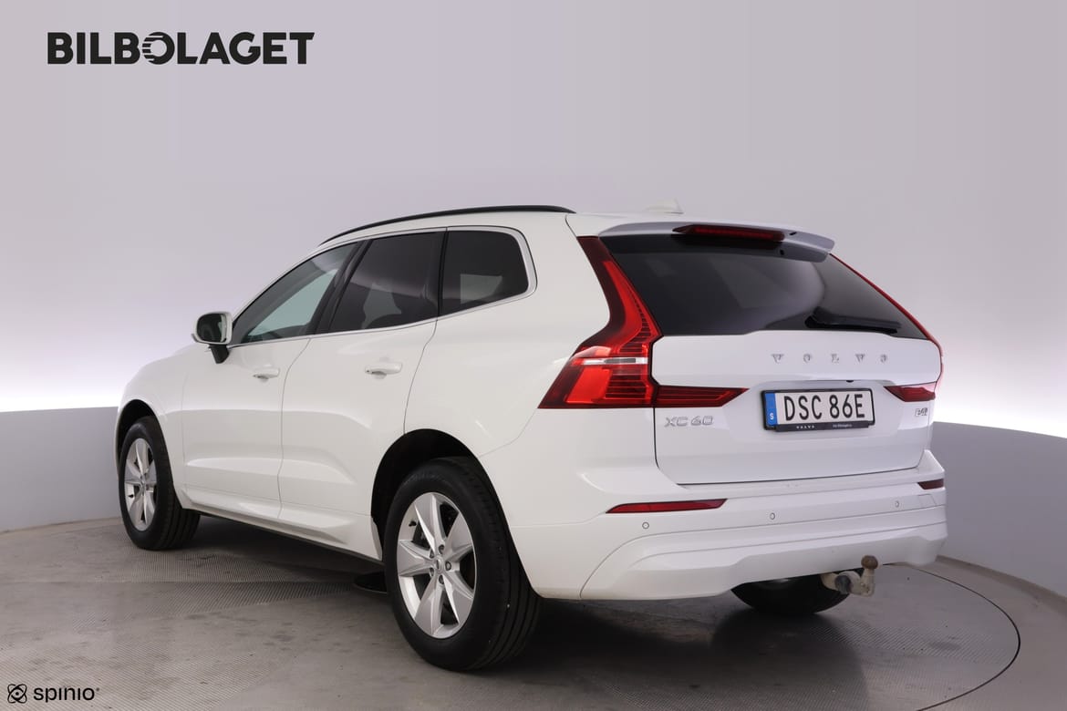 Volvo XC60 2022 - miniatyr 3
