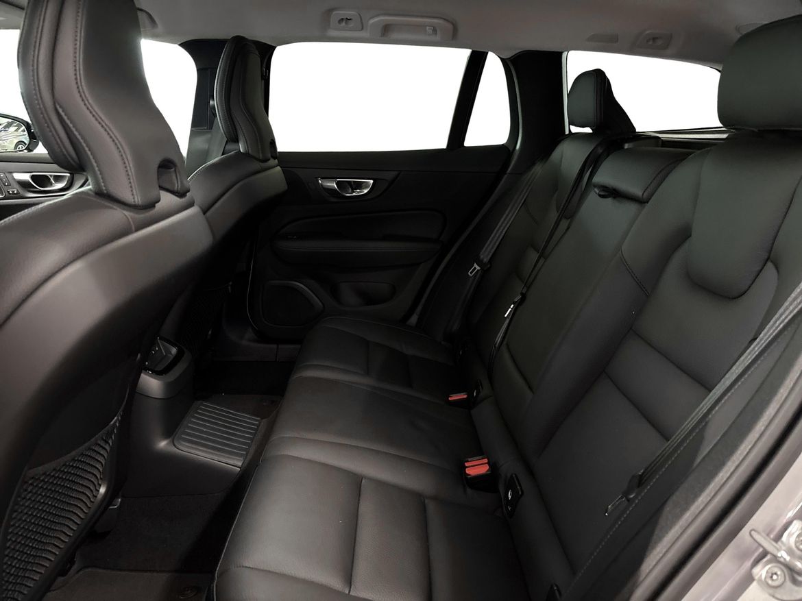 Volvo V60 2025 - miniatyr 7