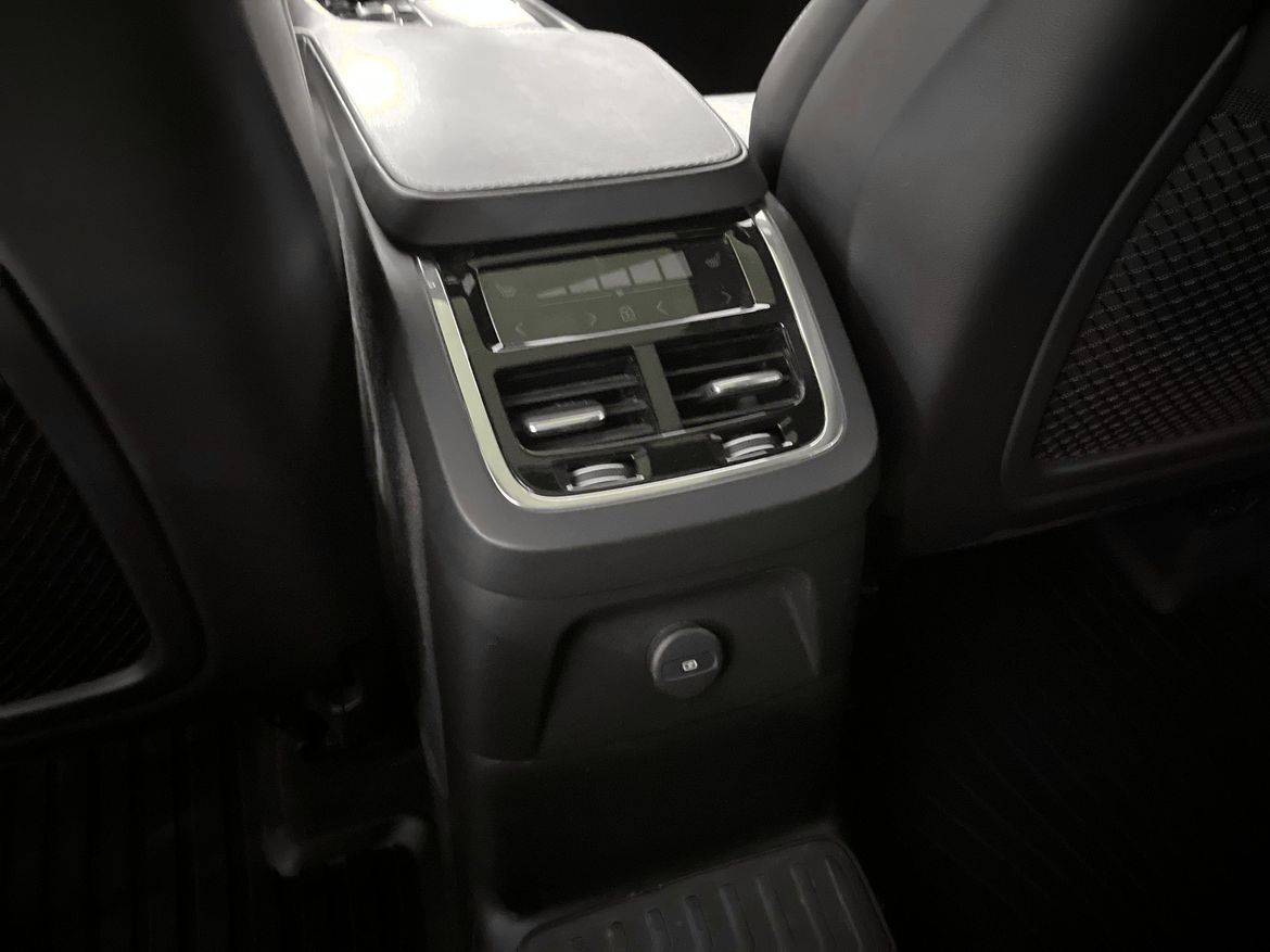Volvo XC90 2021 - miniatyr 11