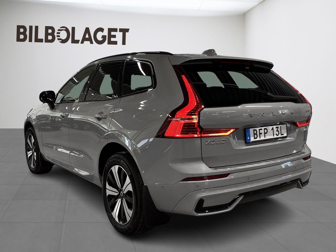 Volvo XC60 2025 - miniatyr 3