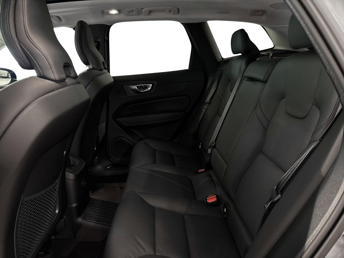 Volvo XC60 2025 - miniatyr 7