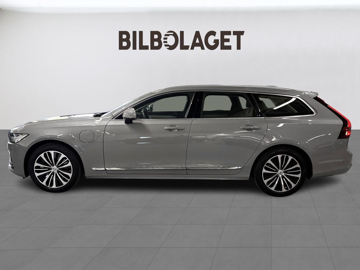 Volvo V90 2024 - miniatyr 2