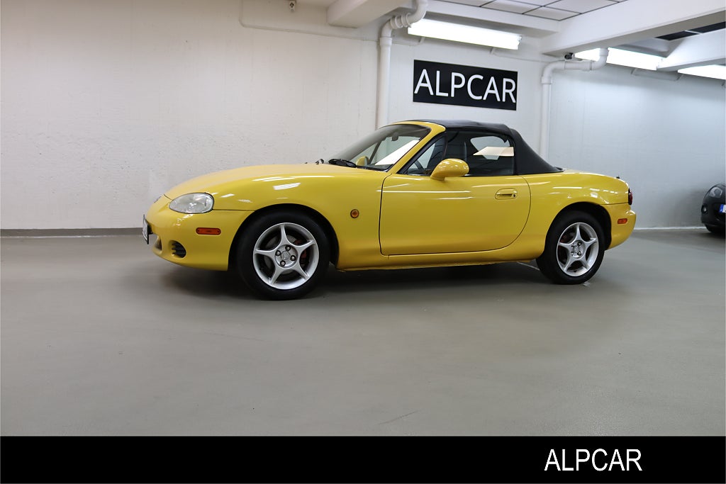 Mazda MX-5 1.6 110 HK 15100 MIL SKINN