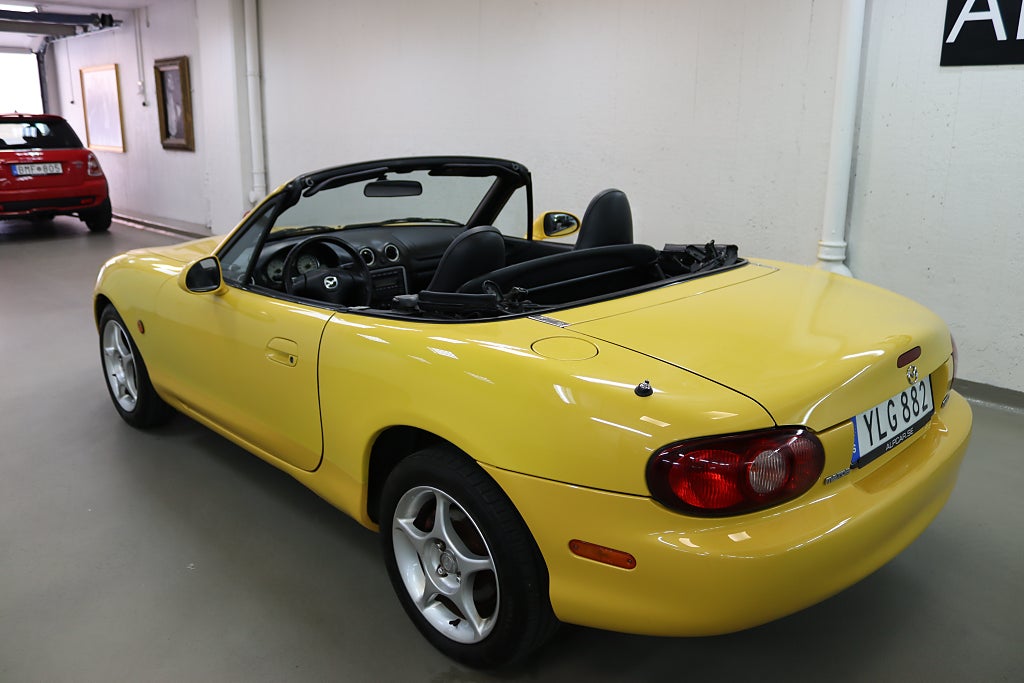 Mazda MX-5 2002 - miniatyr 16