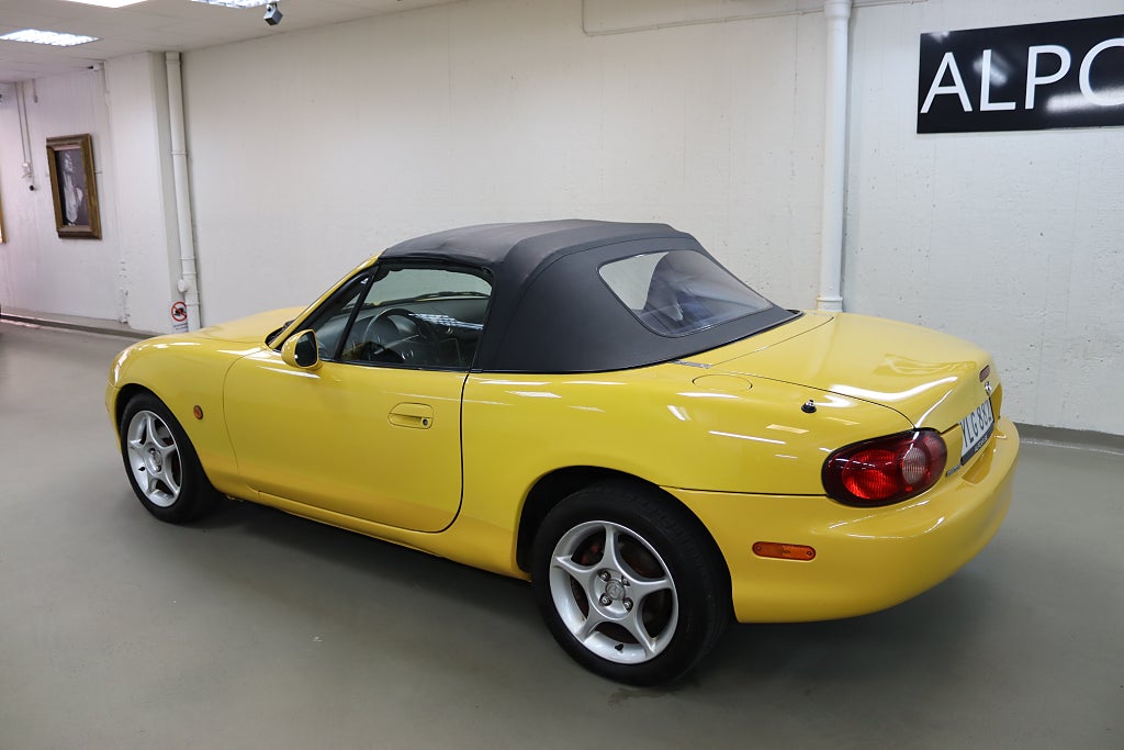 Mazda MX-5 2002 - miniatyr 10