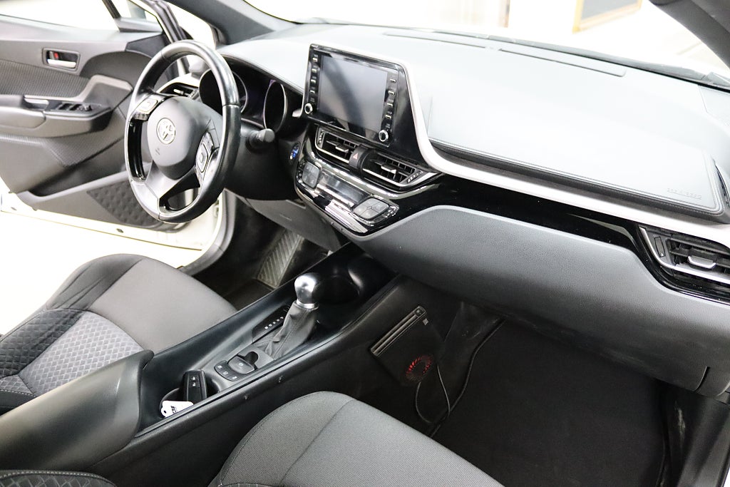Toyota C-HR 2022 - miniatyr 13