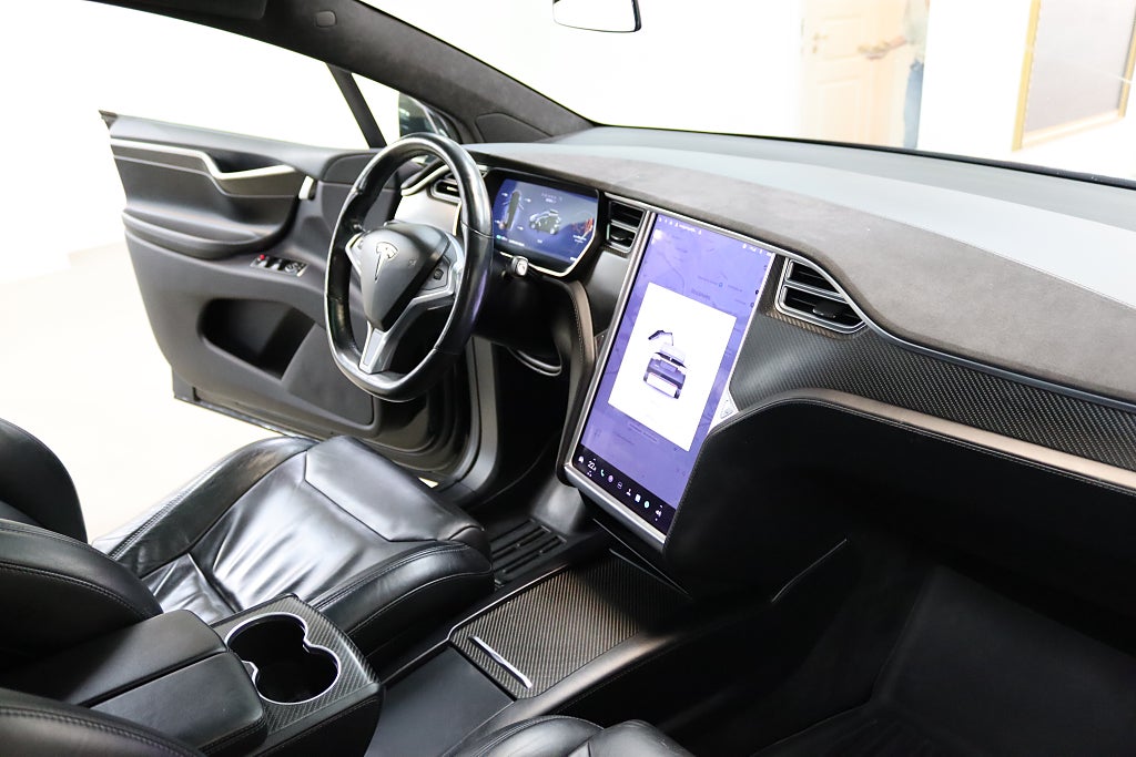 Tesla Model X 2017 - miniatyr 27