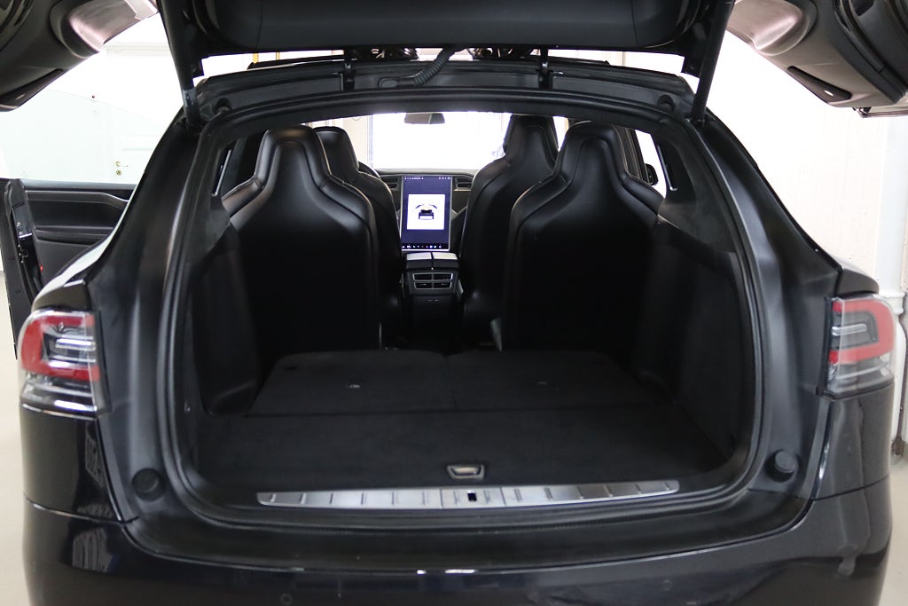 Tesla Model X 2017 - miniatyr 30