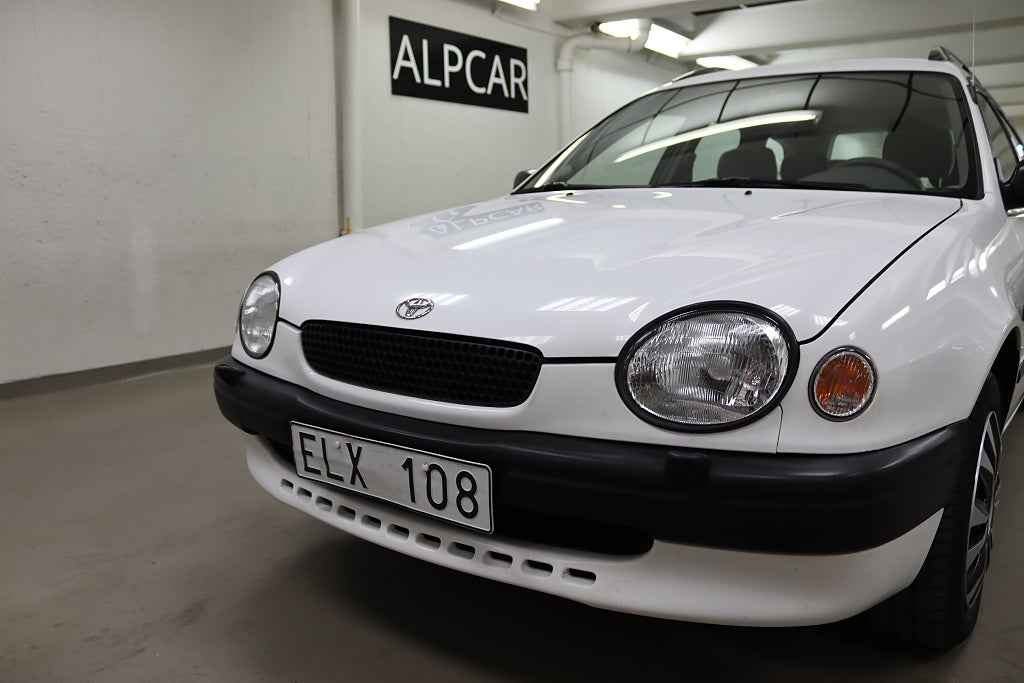 Toyota Corolla 1998 - miniatyr 3