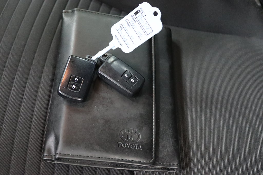 Toyota Yaris 2017 - miniatyr 20