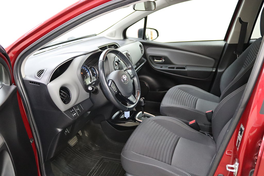 Toyota Yaris 2017 - miniatyr 8