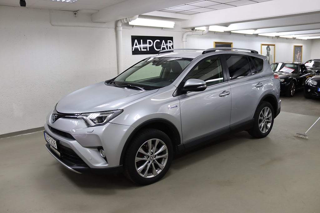 Toyota RAV4 2018 - miniatyr 2