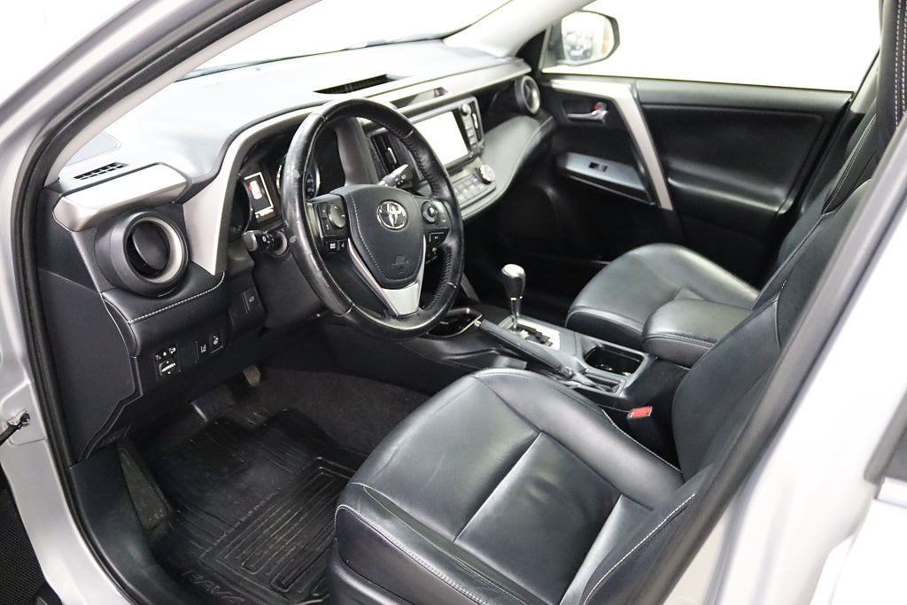 Toyota RAV4 2018 - miniatyr 11