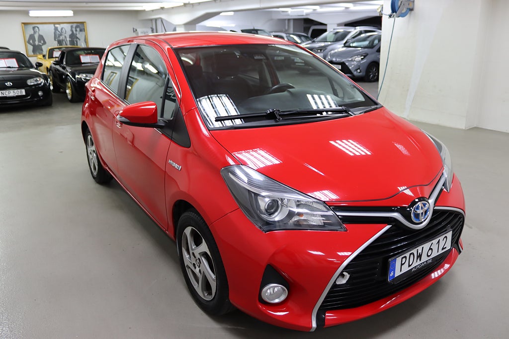 Toyota Yaris 2017 - miniatyr 5