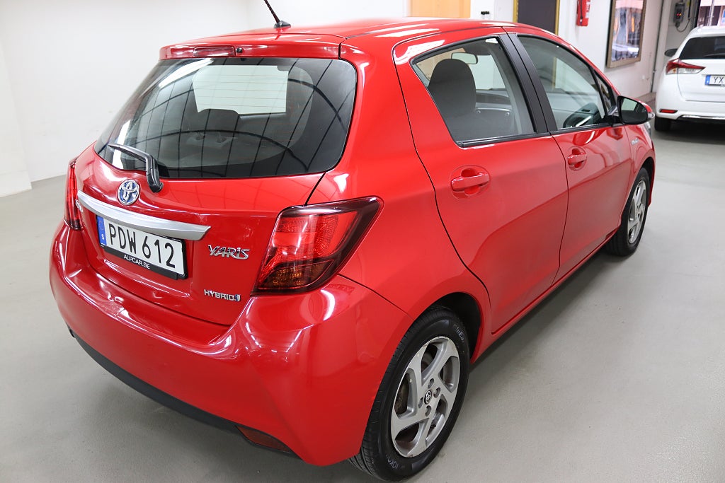 Toyota Yaris 2017 - miniatyr 7