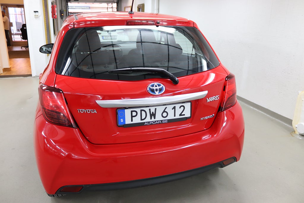 Toyota Yaris 2017 - miniatyr 8
