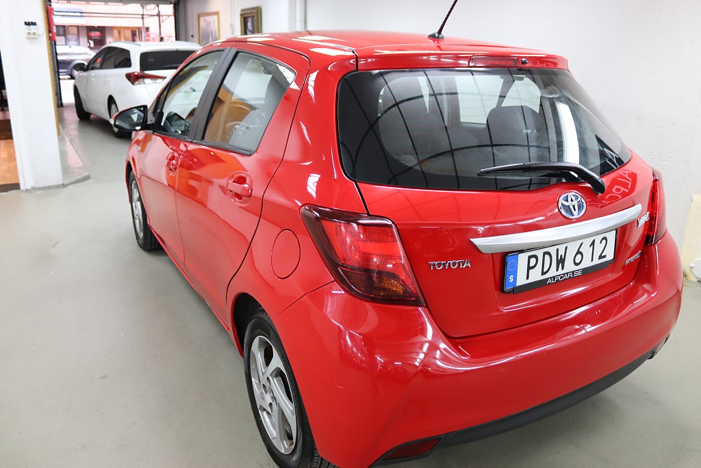 Toyota Yaris 2017 - miniatyr 9