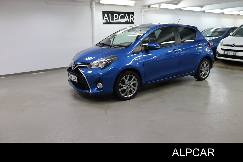 Toyota Yaris Hybrid e-CVT ACTIVE STYLE V-HJUL