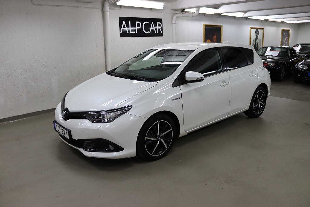 Toyota Auris 2018 - miniatyr 2