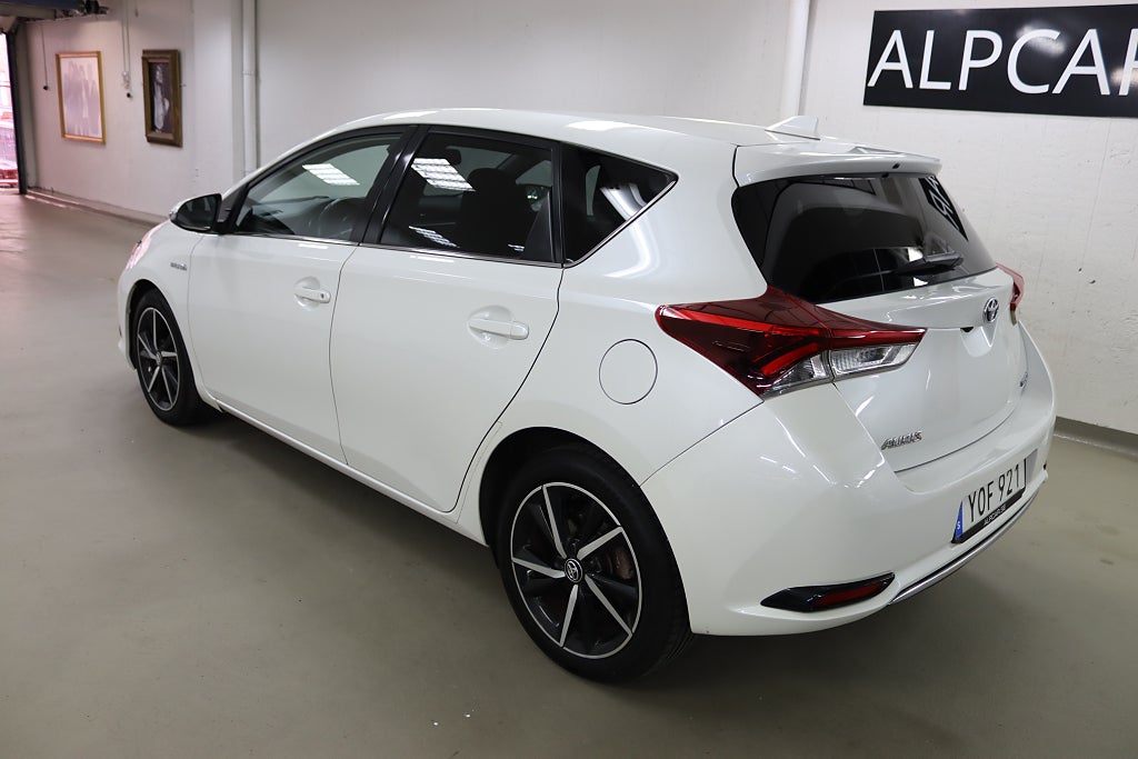 Toyota Auris 2018 - miniatyr 9