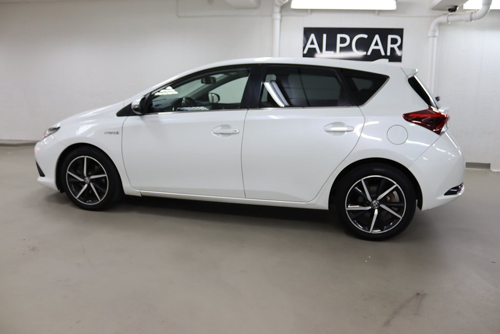 Toyota Auris 2018 - miniatyr 10