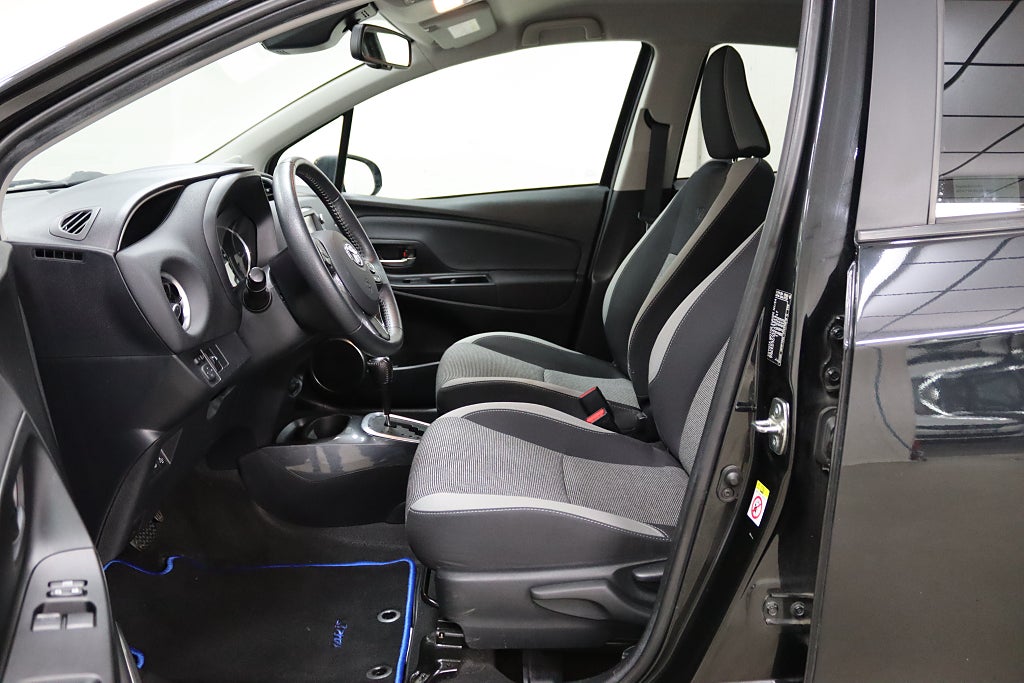 Toyota Yaris 2019 - miniatyr 12