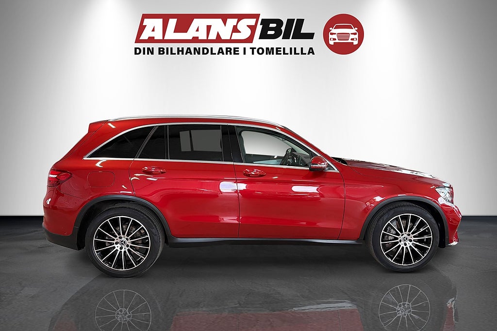 Mercedes-Benz GLC 2019 - miniatyr 2