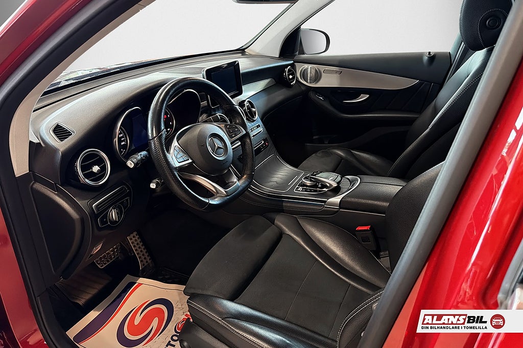 Mercedes-Benz GLC 2019 - miniatyr 5