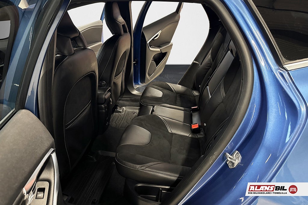 Volvo V40 2018 - miniatyr 6