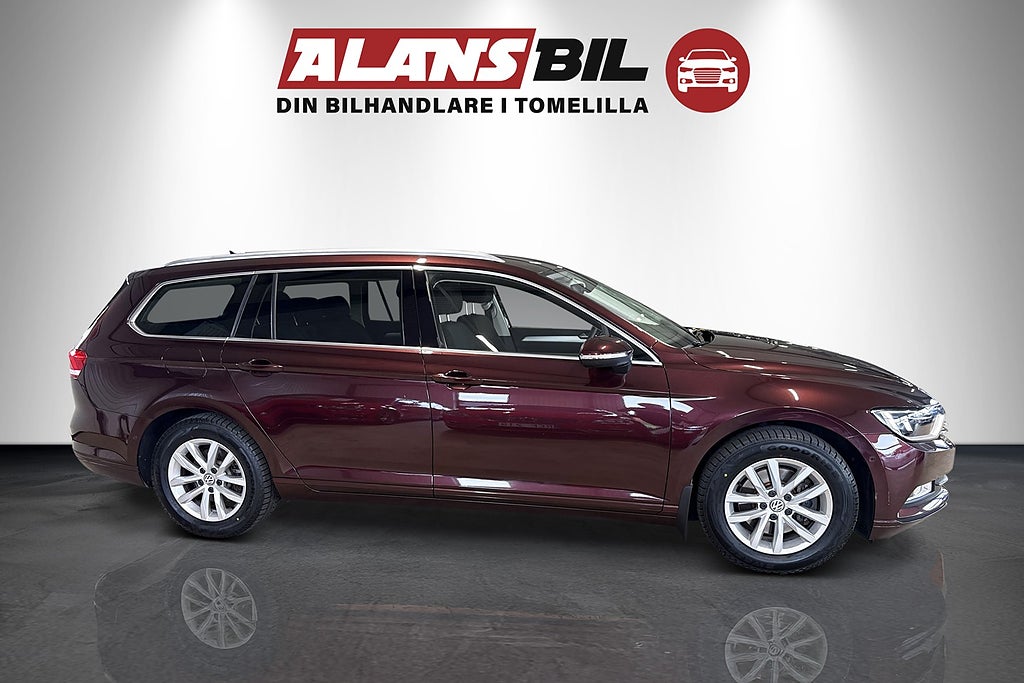 Volkswagen Passat 2018 - miniatyr 2
