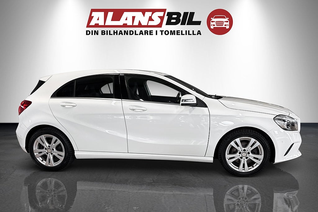Mercedes-Benz A 2017 - miniatyr 2