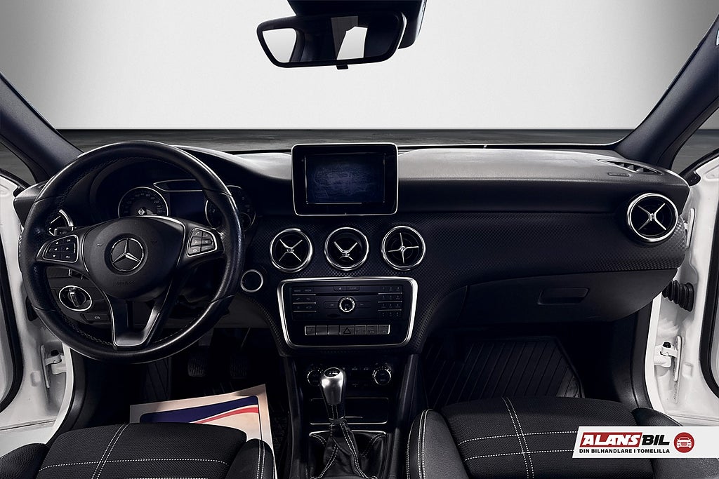 Mercedes-Benz A 2017 - miniatyr 10