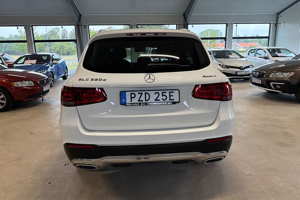 Mercedes-Benz GLC 2020 - miniatyr 4