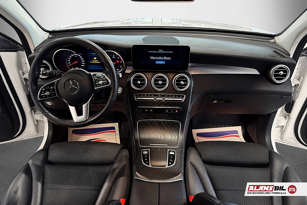 Mercedes-Benz GLC 2020 - miniatyr 10