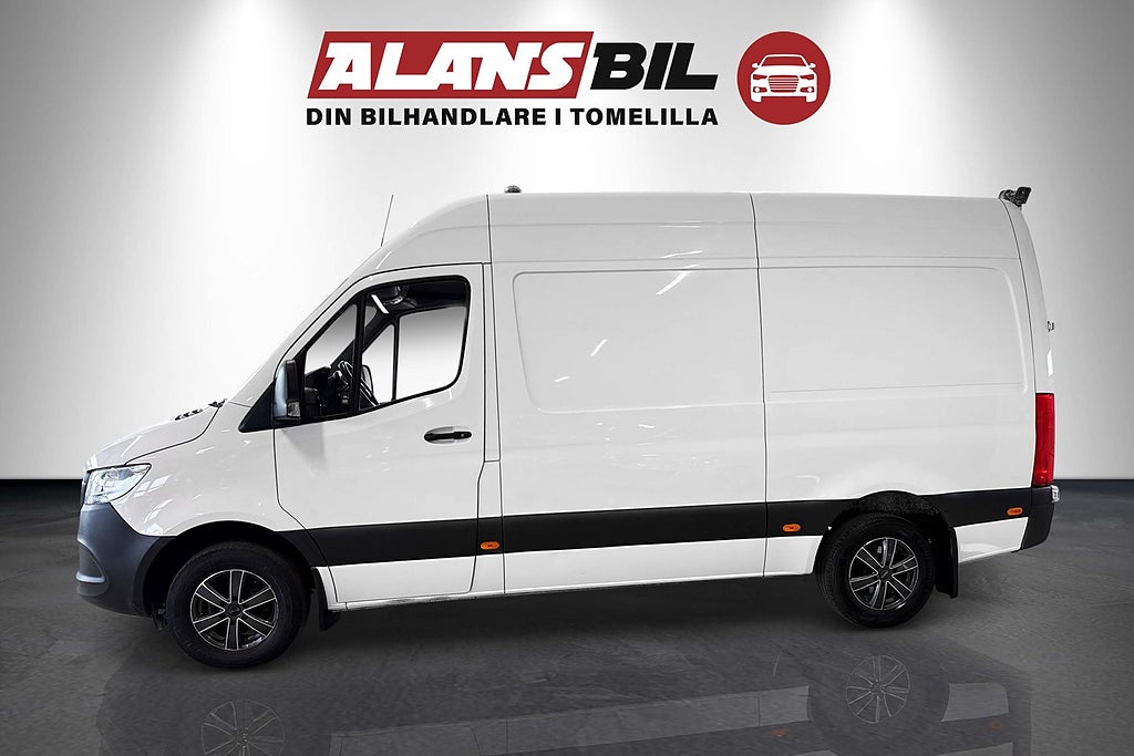 Mercedes-Benz Sprinter 2022 - miniatyr 3