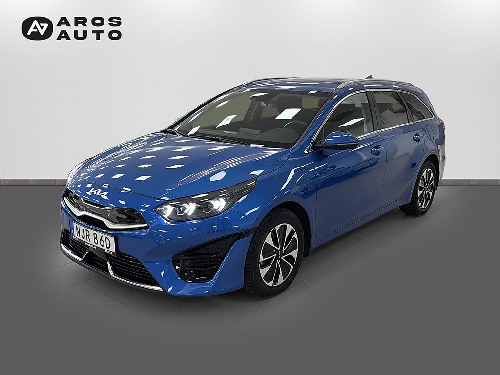 Kia Ceed 2023 - bild 1 av 14
