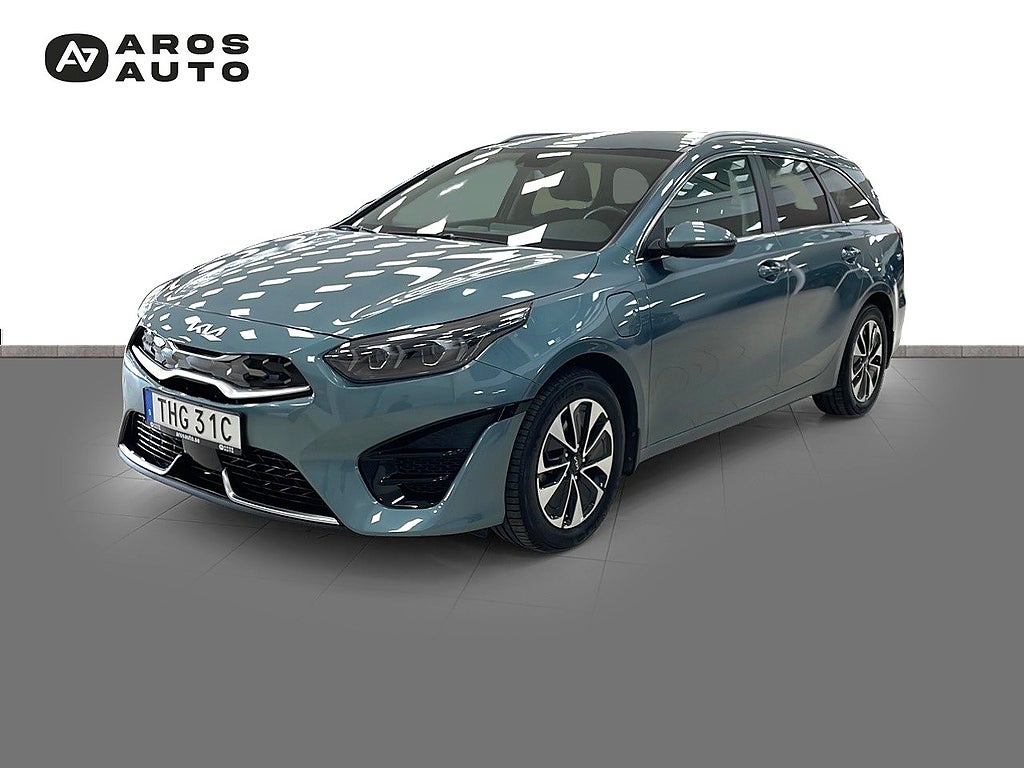 Kia Ceed 2024 - bild 1 av 13