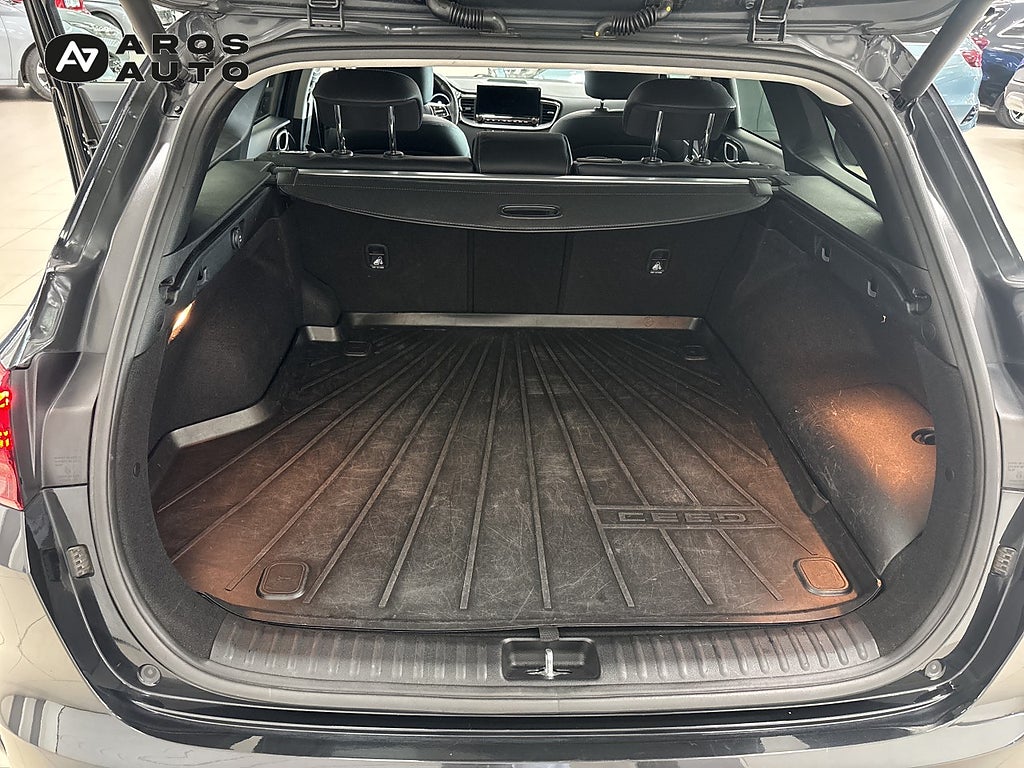Kia Ceed 2023 - miniatyr 14