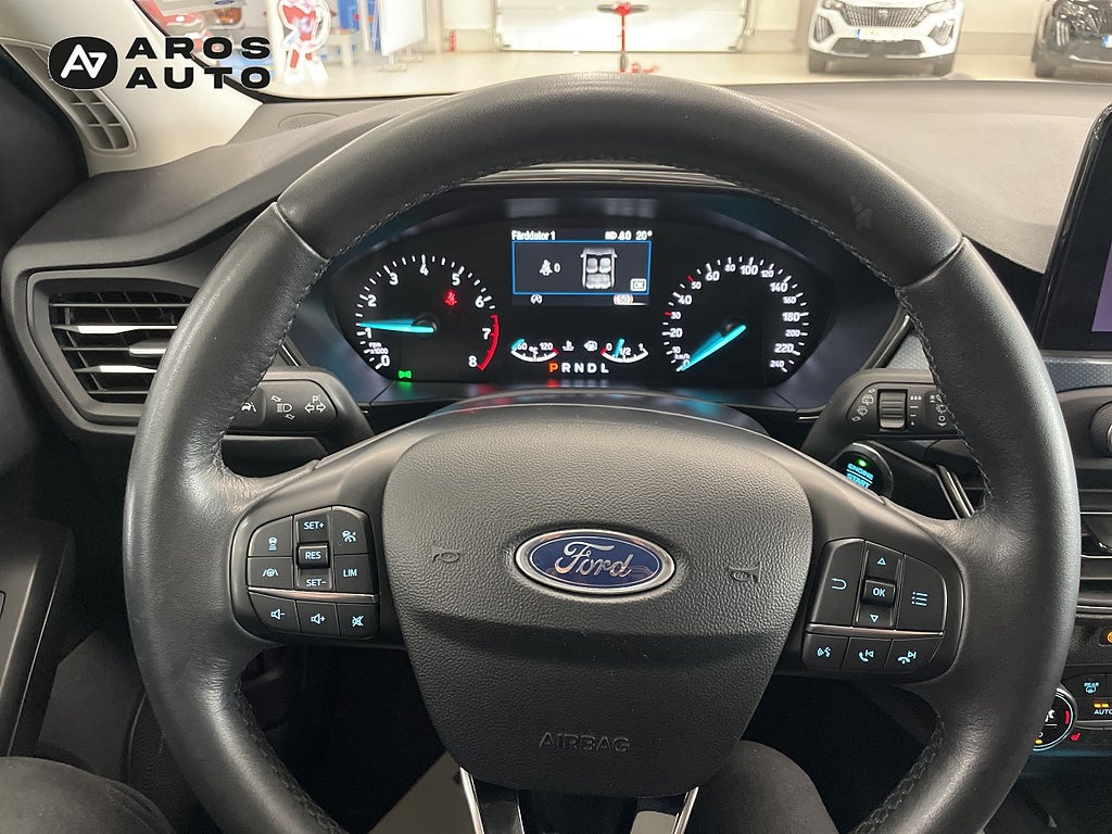 Ford Focus 2021 - miniatyr 10