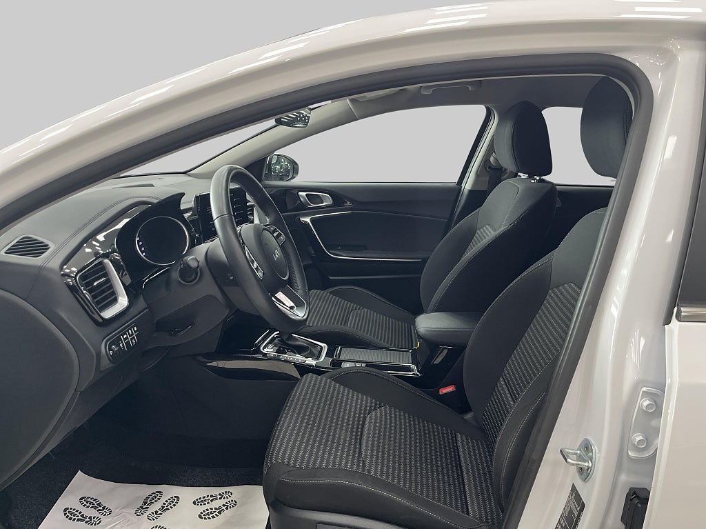Kia Ceed 2023 - miniatyr 8