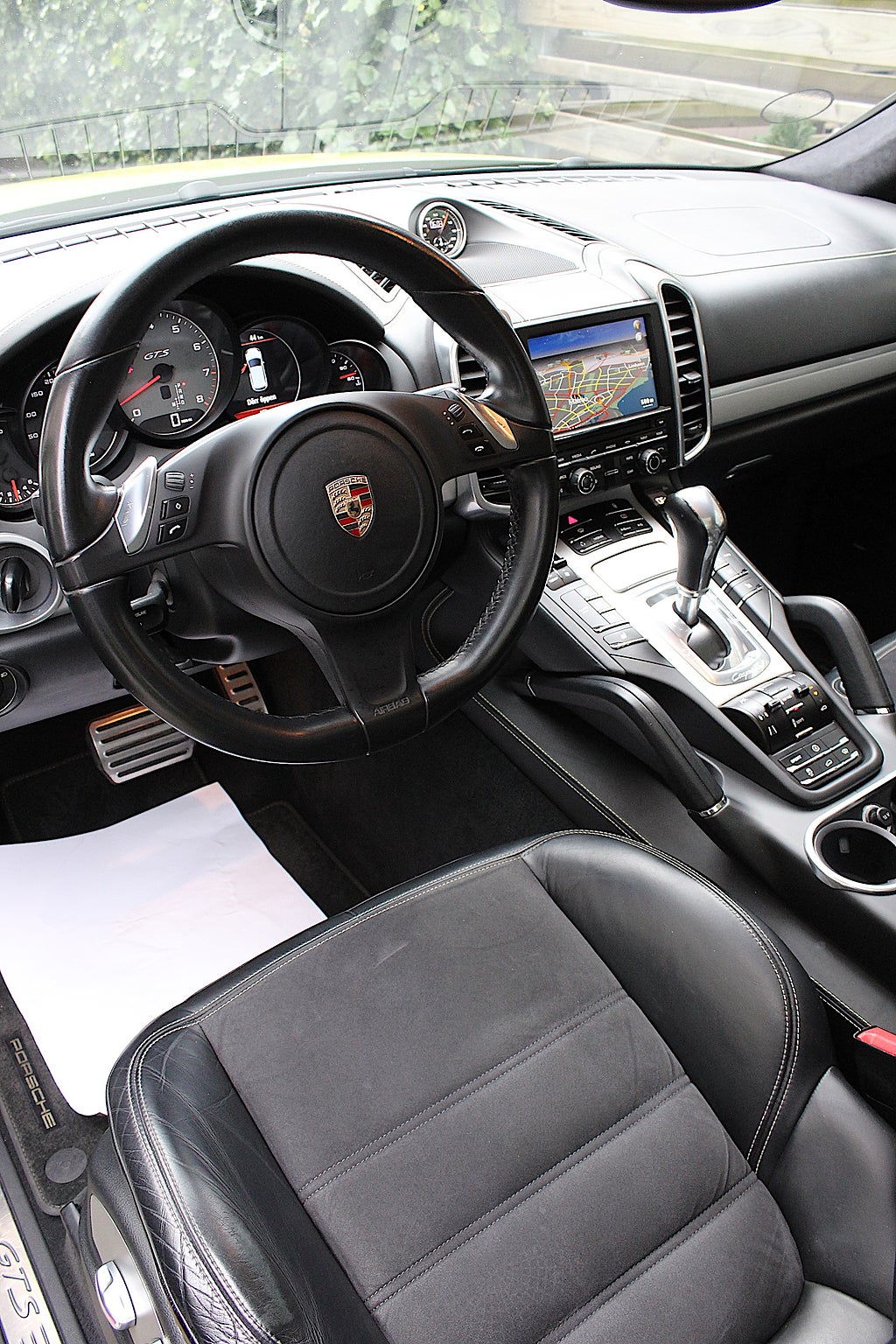 Porsche Cayenne 2013 - miniatyr 23