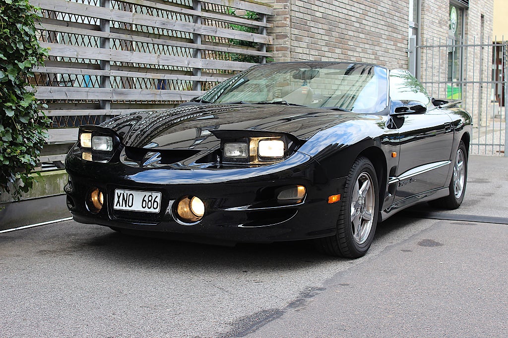 Pontiac Firebird 1998 - bild 1 av 26