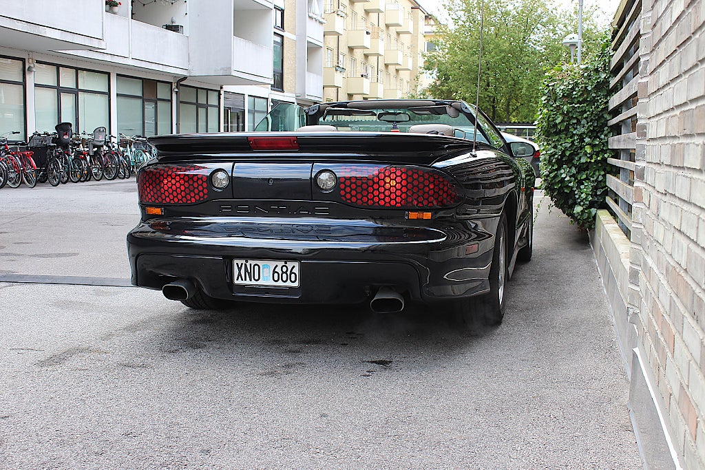 Pontiac Firebird 1998 - miniatyr 12