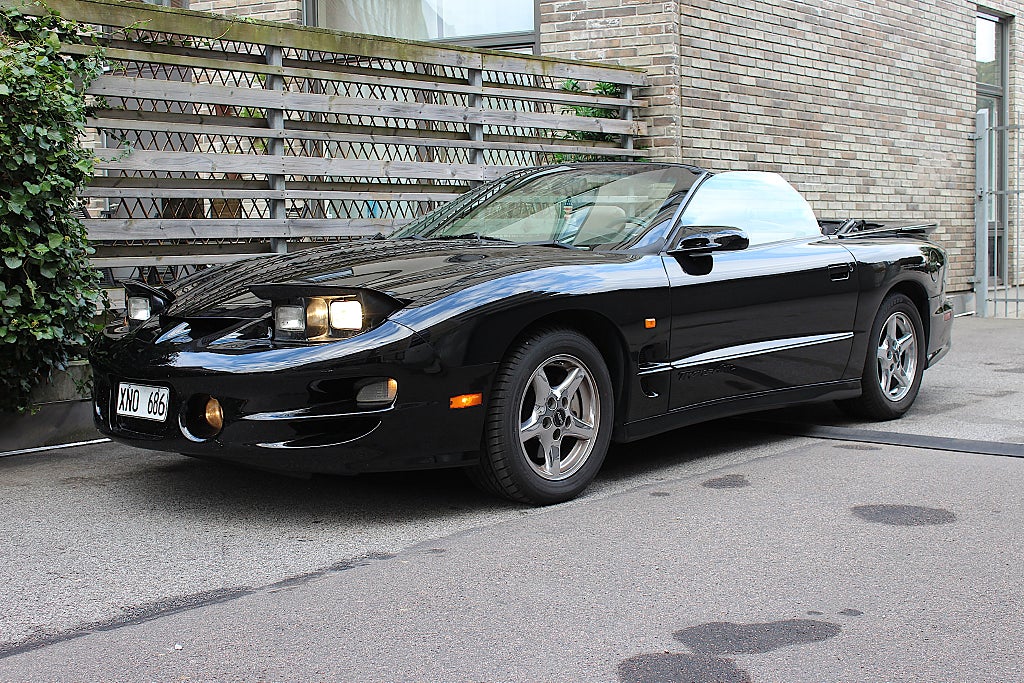 Pontiac Firebird 1998 - miniatyr 8