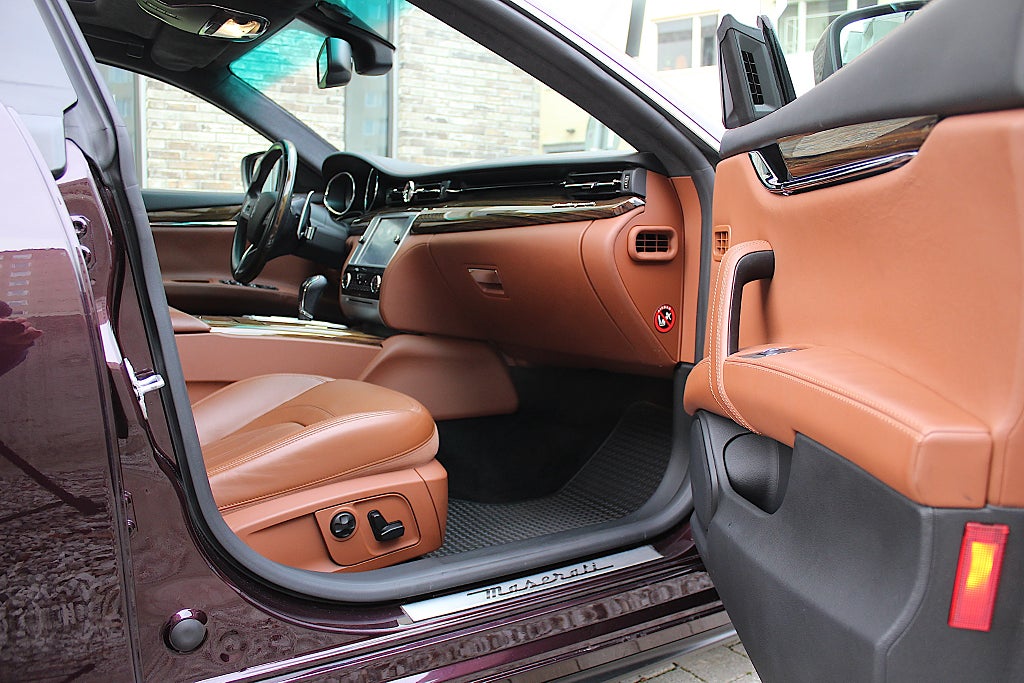 Maserati Quattroporte 2015 - miniatyr 15