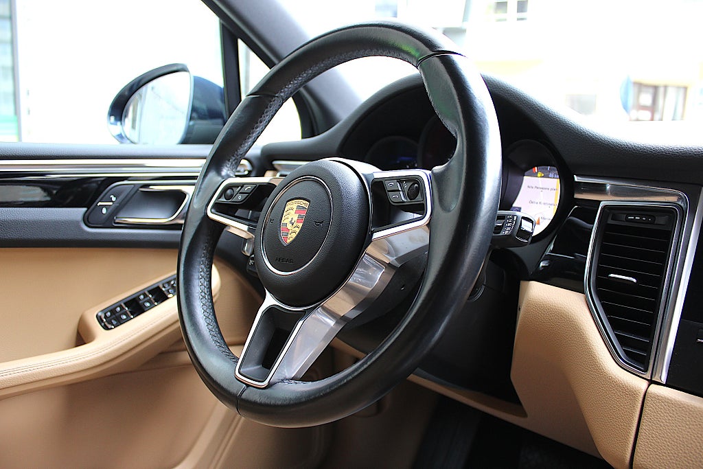 Porsche Macan 2018 - miniatyr 3